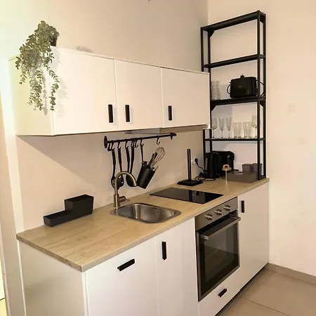 Διαμέρισμα Near Downtown 2 *